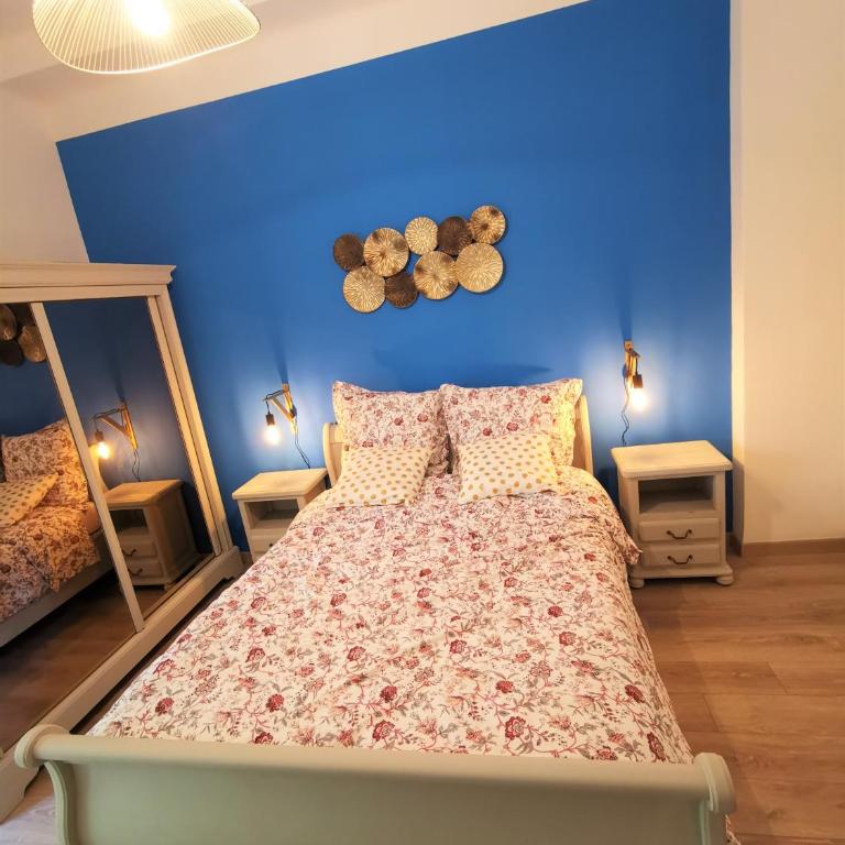 BEAU T3 NEUF PROCHE VIEUX-PORT A LA PLACE CORDERIE - Appartement 2 Chambres - 32