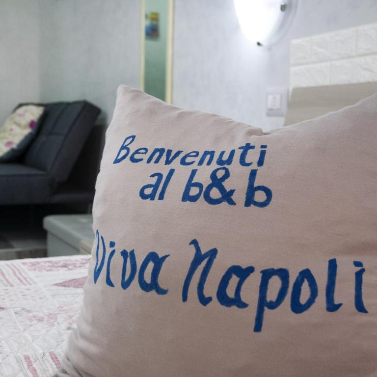 B&B VIVA NAPOLI - Camera Familiare con Bagno Privato - 11