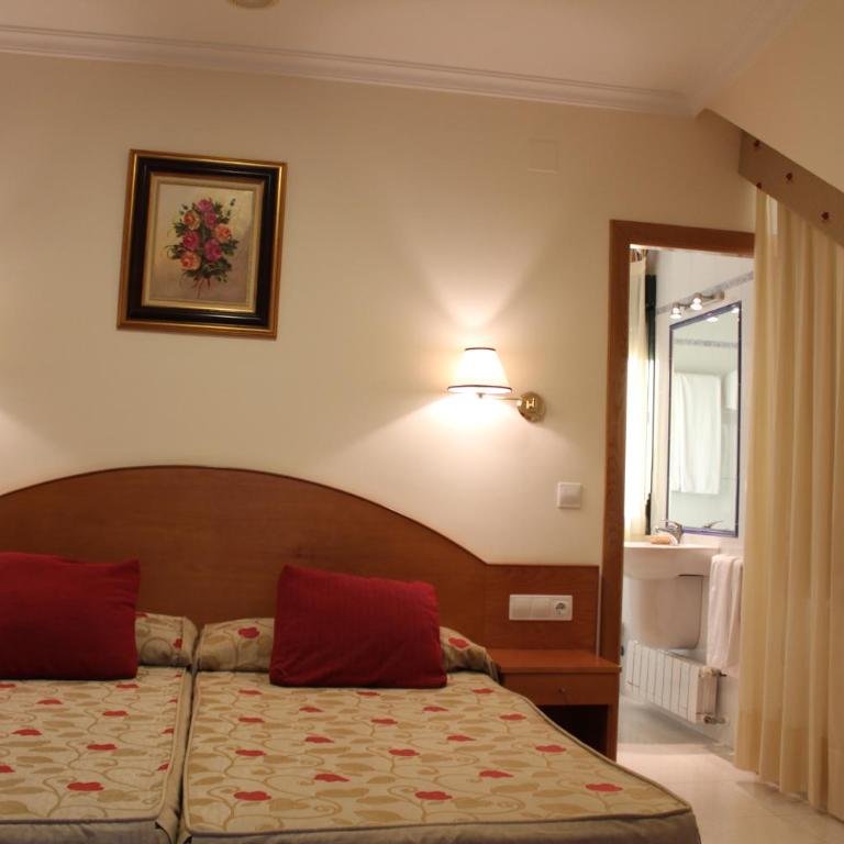 Hotel Cabo Festiñanza - Habitación Doble Estándar - 2 camas - 5