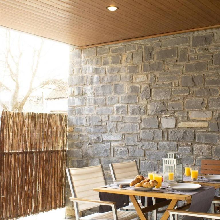 Chalet en urbanización, ideal para esquí - Chalet - 2