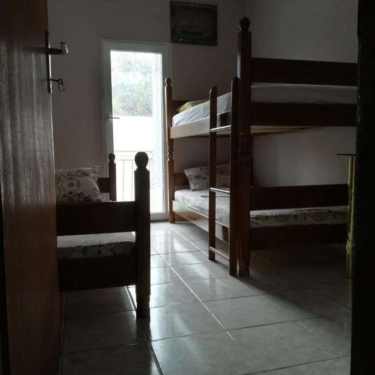 Guesthouse Ada - Triple Room with Sea View - 1