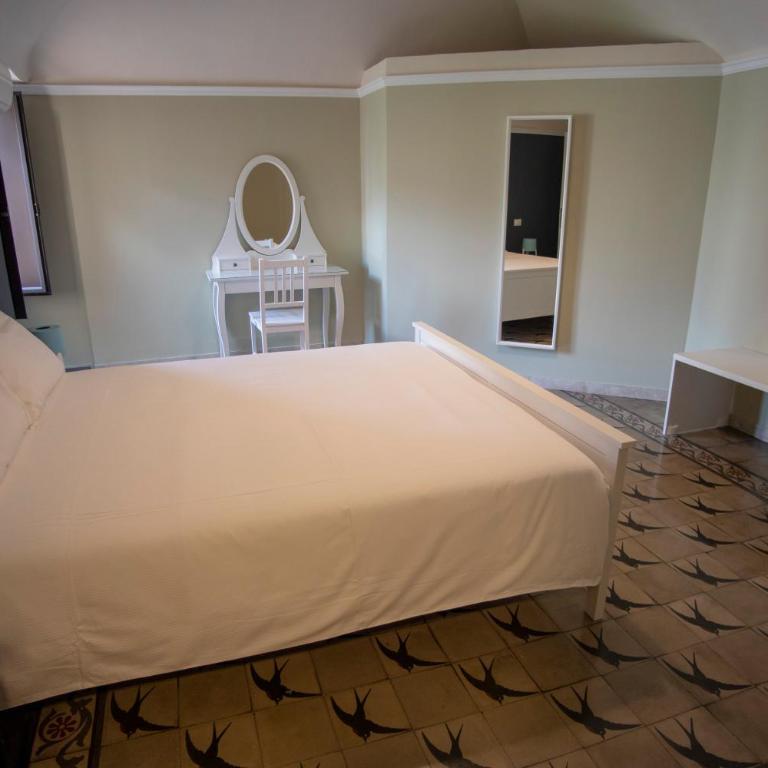 Corte dei medici - Palace - Queen Room with Shared Bathroom - 6