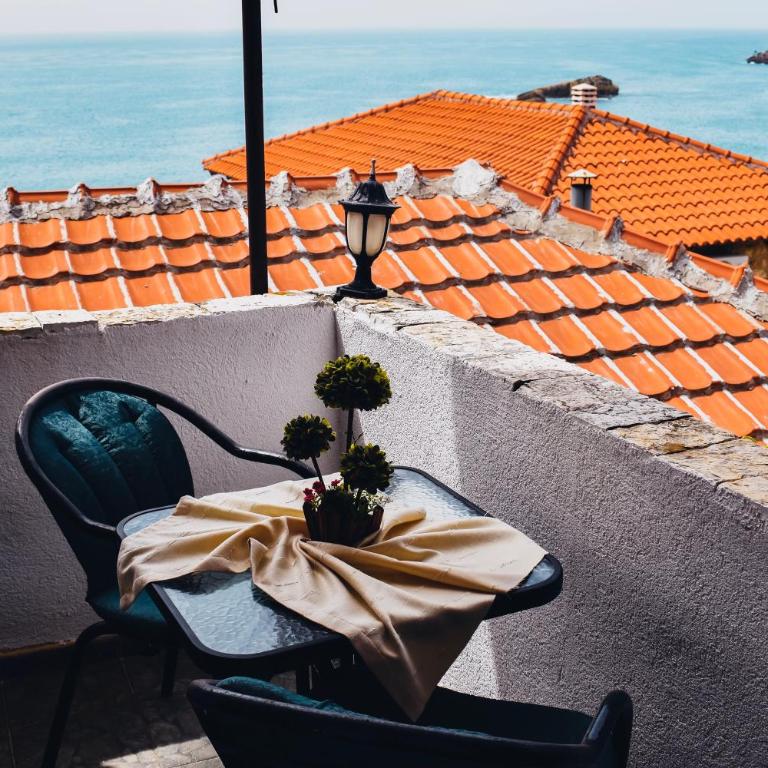 Guest House Alea - Apartment with Balcony and Sea View - 7