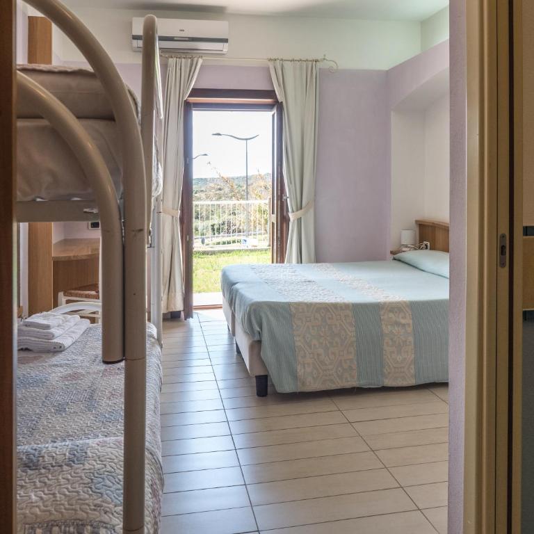 Hotel Cala Reale - Camera Quadrupla - 4