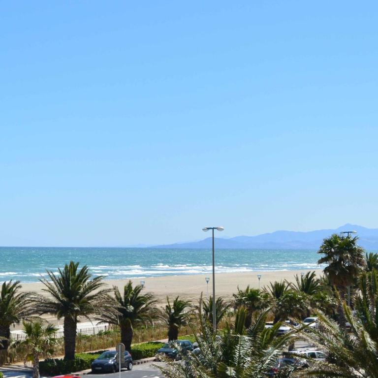 Studio vue mer et Cap - Studio Apartment with Sea View - 1