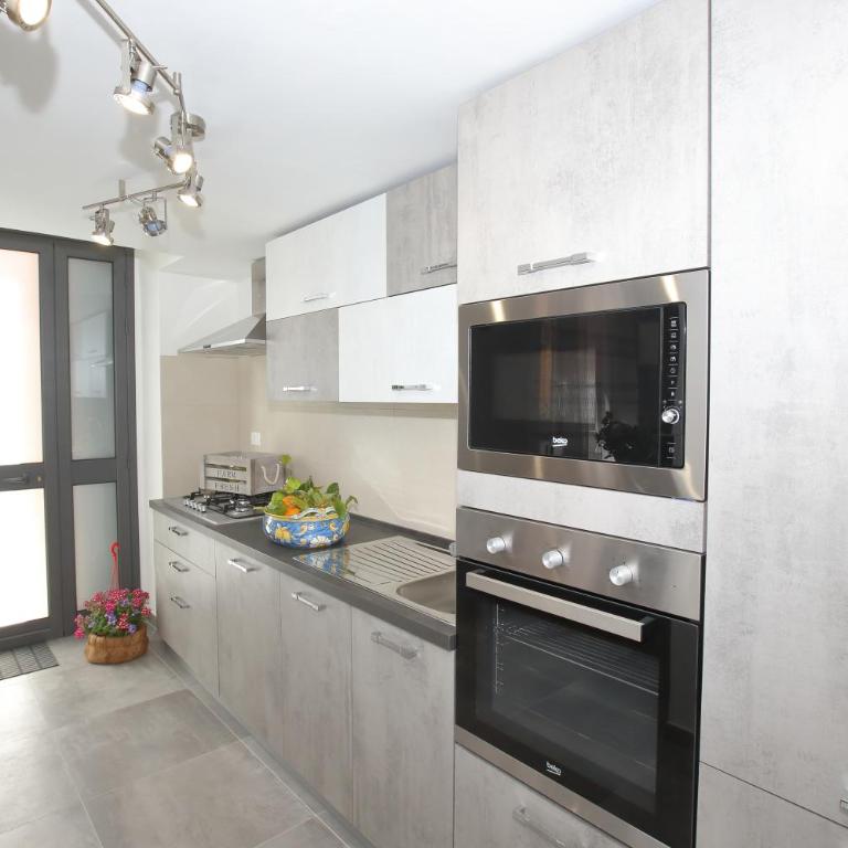 Casa Vignale - Appartamento con 2 Camere da Letto - 13