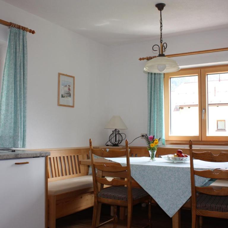 Galzigblick - Apartment mit 4 Schlafzimmern (6-8 Erwachsene) - 17
