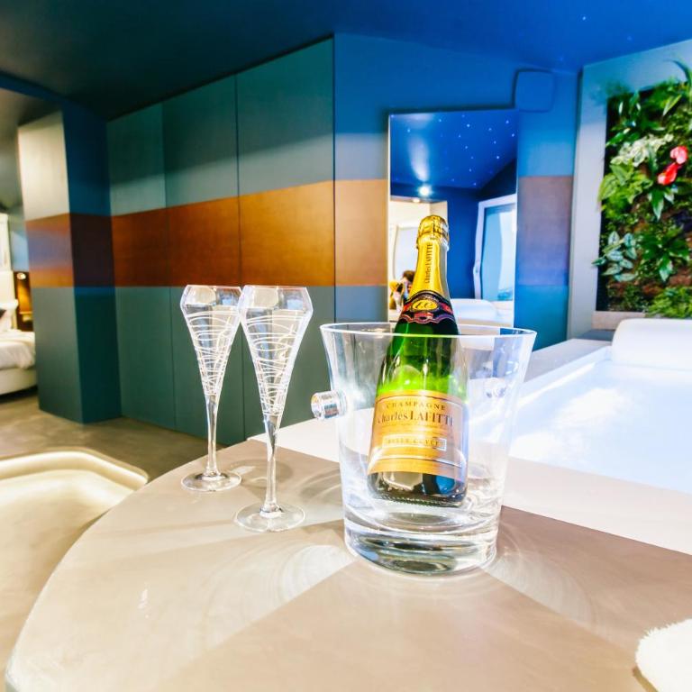 Parenthèse Concept Room - Emeraude Suite - Private Hot Tub - 14
