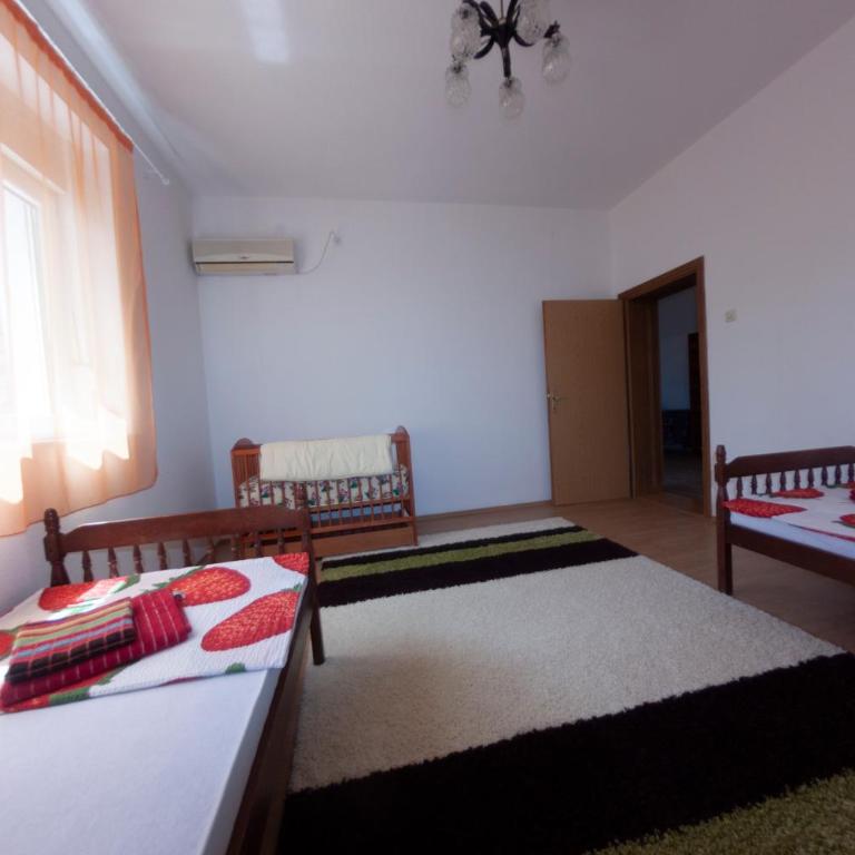 Hostel -Sema - Twin Room with Shared Toilet - 4