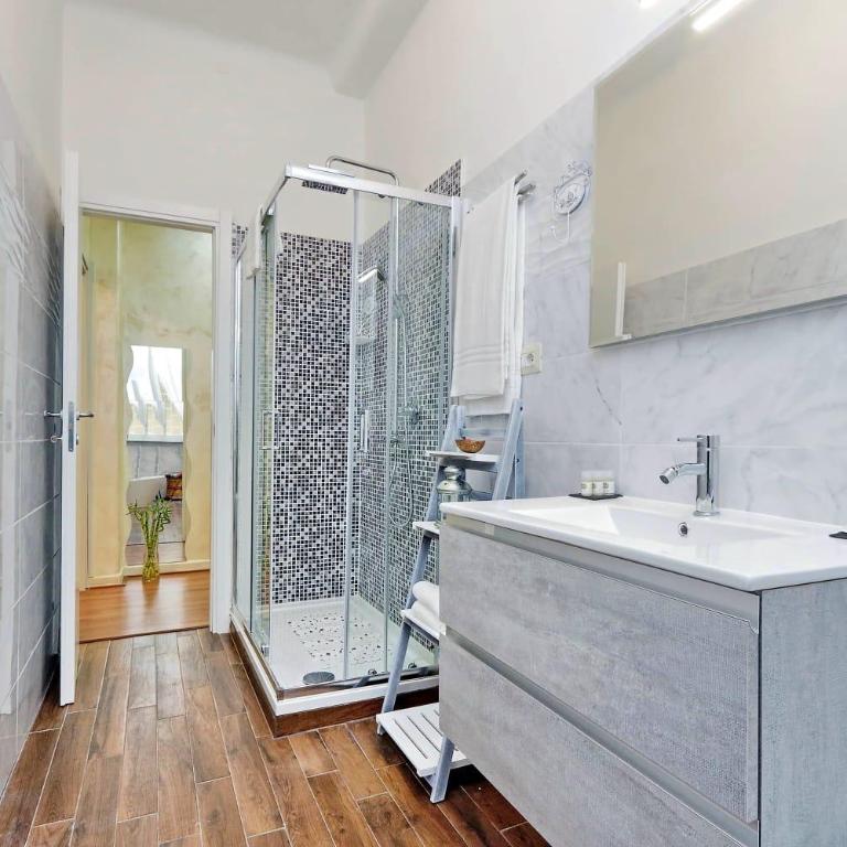 AL Holiday Home - Appartamento con 2 Camere da Letto - 9