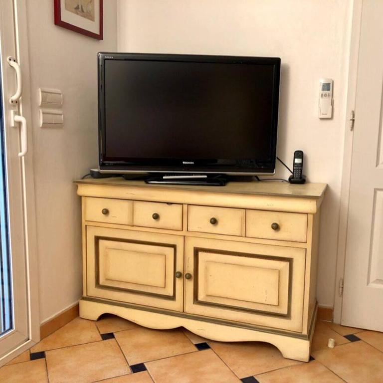 Le Noisetier - Two-Bedroom Apartment - 9