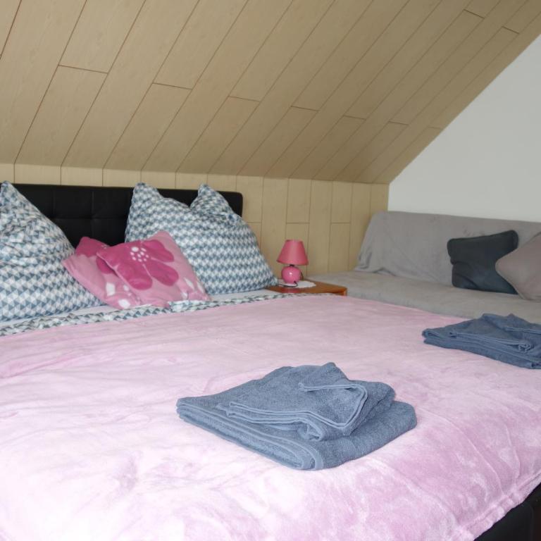 Haus Erika - Doppelzimmer mit Balkon - 5