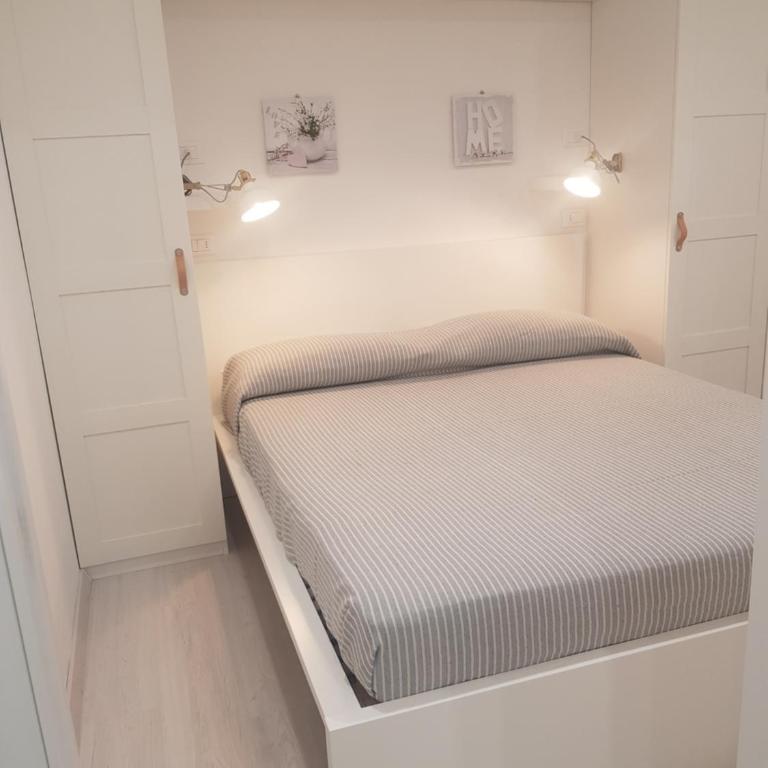 Camping Dal Pino - Bungalow con 2 Camere da Letto - 1