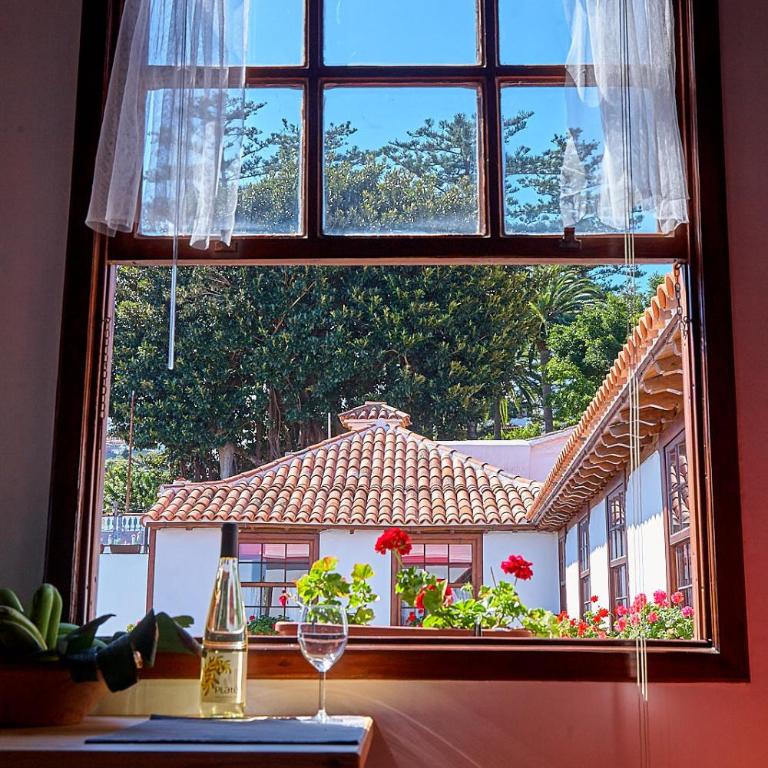 Platanera Suites - One-Bedroom Apartment - 1