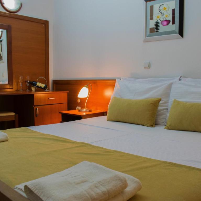 Hotel Dajti - Double Room - 3