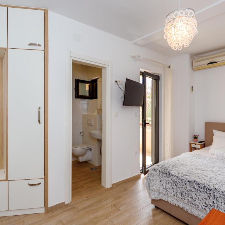 Gregovic Family Apartments - Studio with Sea View - 2