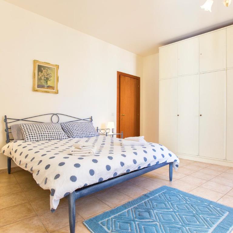 Centro Storico Carlo Alberto - Appartamento Superior con 2 Camere da Letto - 44