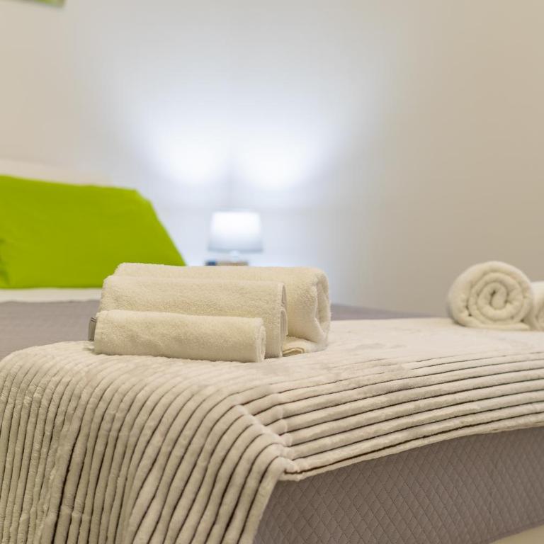 Paloma B&B - Deluxe Triple Room - 5