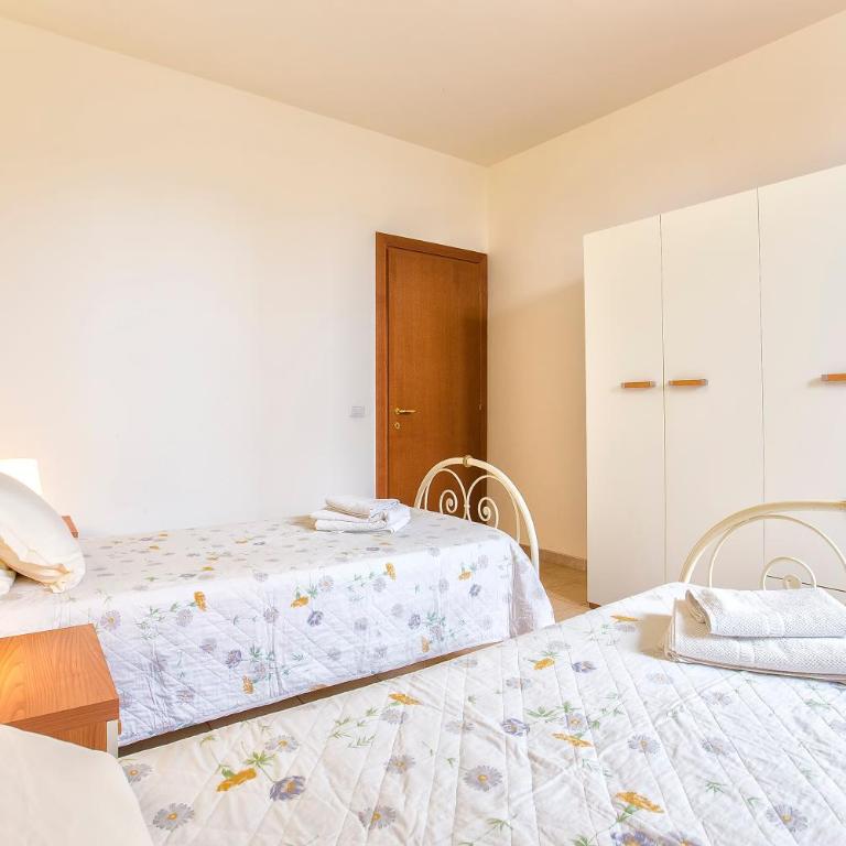 Centro Storico Carlo Alberto - Appartamento Superior con 2 Camere da Letto - 31