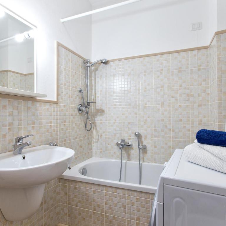 Centro Storico Carlo Alberto - Appartamento Superior con 2 Camere da Letto - 26
