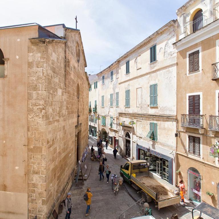 Centro Storico Carlo Alberto - Appartamento Superior con 2 Camere da Letto - 5