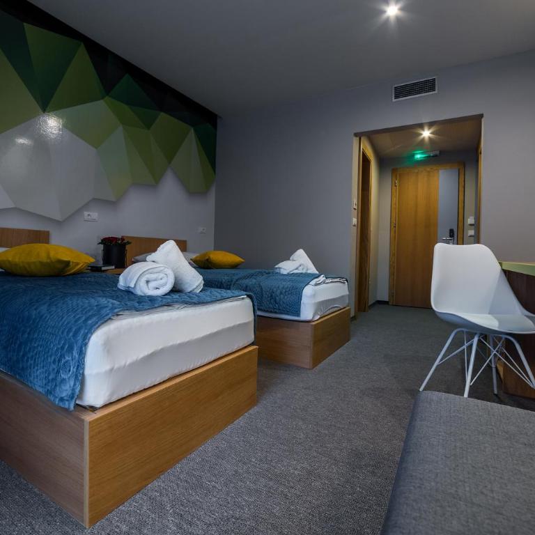 Hotel Safir - Twin Room - 1