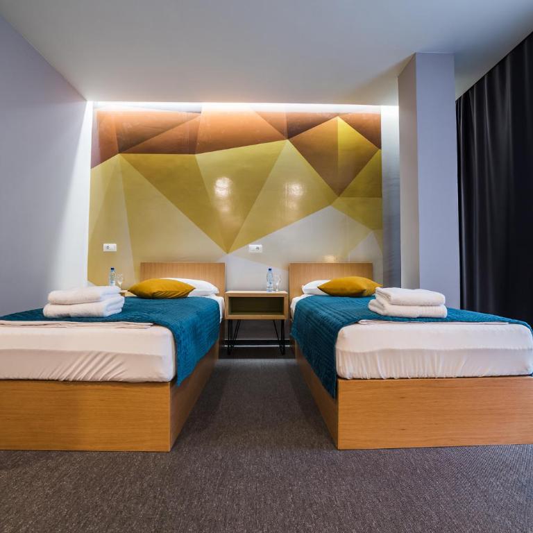 Hotel Safir - Family Room - 2