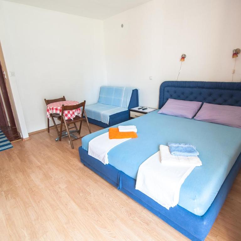 Apartments Milena - Apartment with Balcony - 5