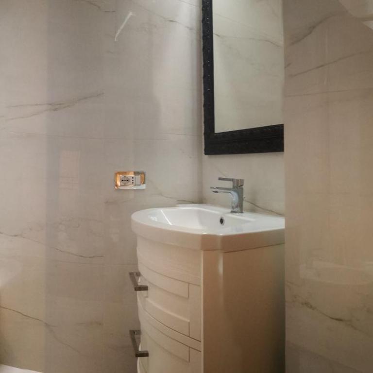 Spagna Gregoriana 46 - Three-Bedroom Apartment - 40