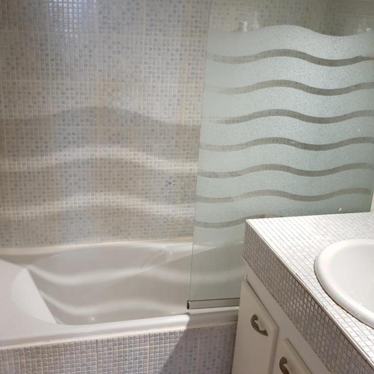 Résidence de standing la Pêcherie Spacieux T3 comme un cocon familial vue mer et sur l'avant port Sur le bout du bout de Cap d'Agde seule cap en Occitanie - Apartment with Sea View - 34
