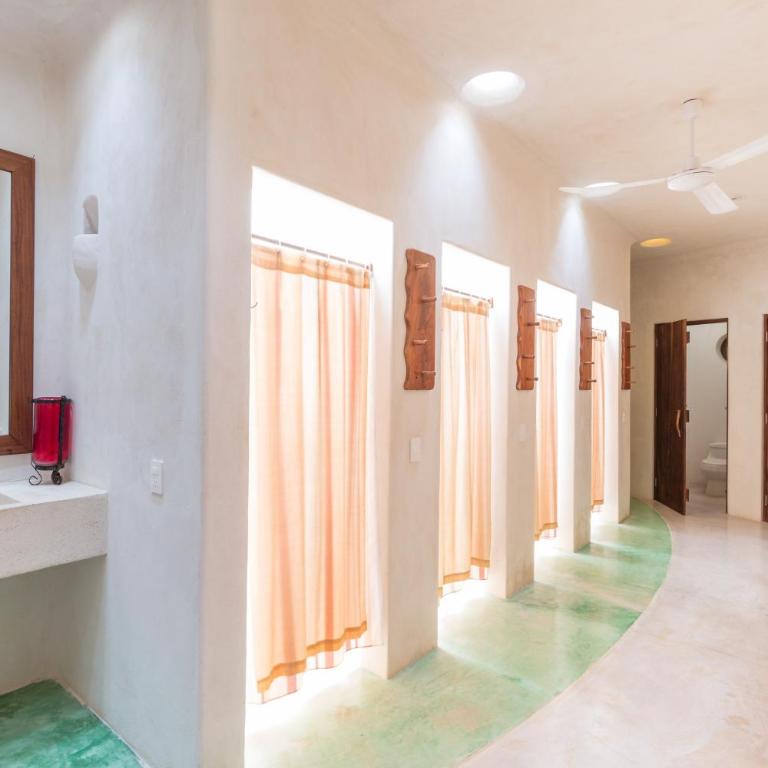 Hotel Holistika Tulum - Einzelbett im Frauenschlafsaal - 3