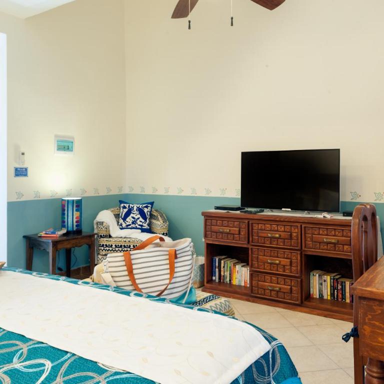 Righetto Vacation Rentals - Juanita One-Bedroom Apartment (3 Adults) - 33