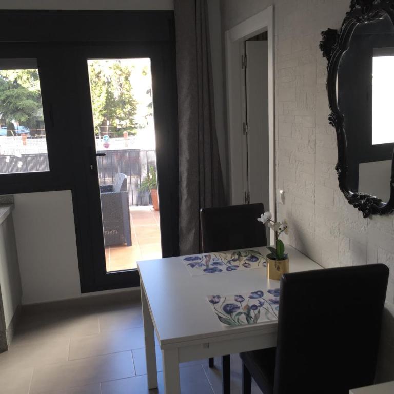 Apartamentos Villa Serali Parking Gratis - Apartamento con terraza - 17