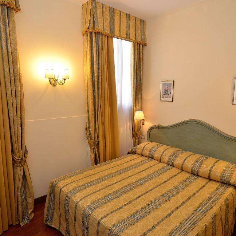 Locanda La Corte - Camera Matrimoniale/Doppia con Letti Singoli - 1