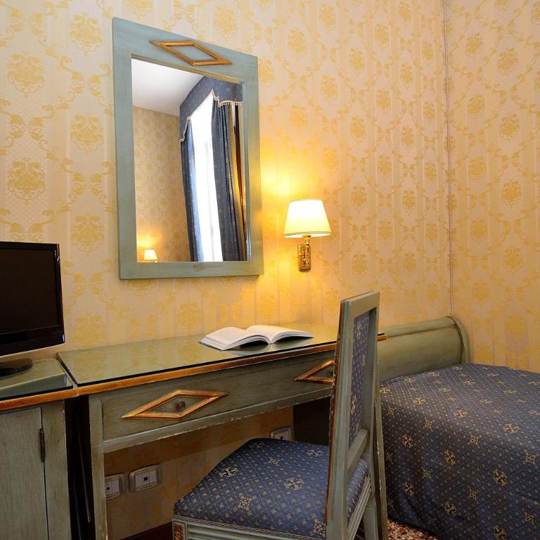 Locanda La Corte - Camera Superior Matrimoniale/Doppia con Letti Singoli - 2