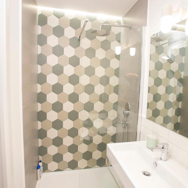 B&B del Parlamento - Camera Tripla con Bagno Privato - 5