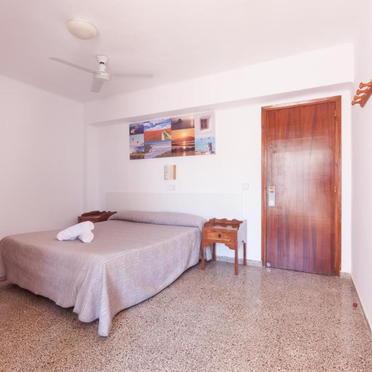 Hostal Las Nieves - Habitación Doble con balcón - 1