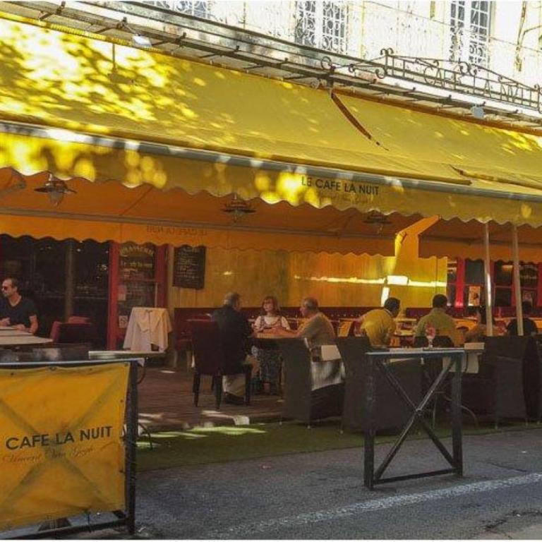Studio avec balcon donnant sur les Arènes d’Arles - Studio - 14