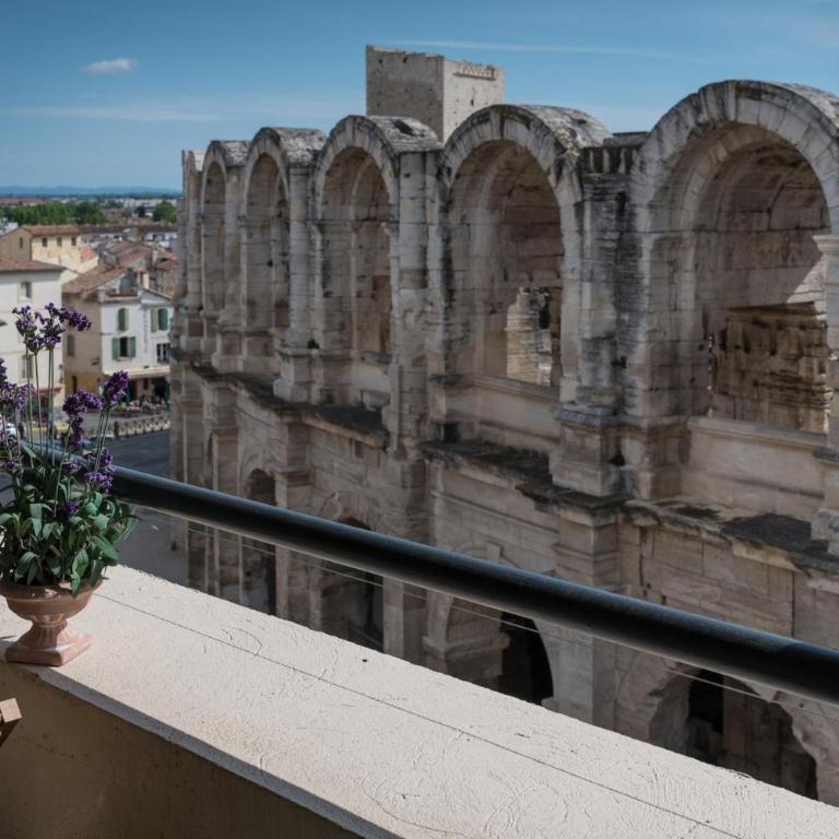 Studio avec balcon donnant sur les Arènes d’Arles - Studio - 1