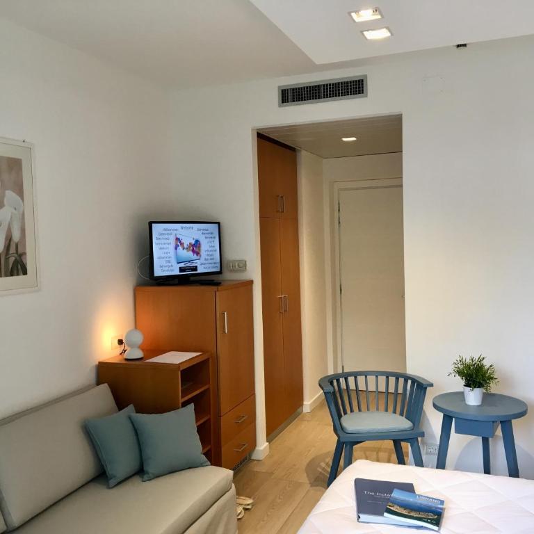 Suite Erica Lignano Hotel - Camera Tripla Superior - 4