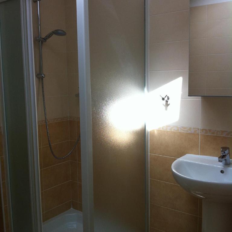 Residence Fanny - Appartamento Mansardato con 2 Camere da Letto - 4
