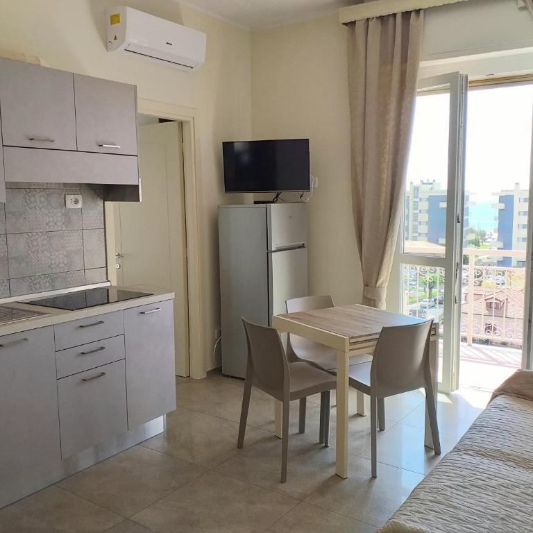 Via dei Mille 1, centrale e vista mare - Appartamento con Vista Mare - 1
