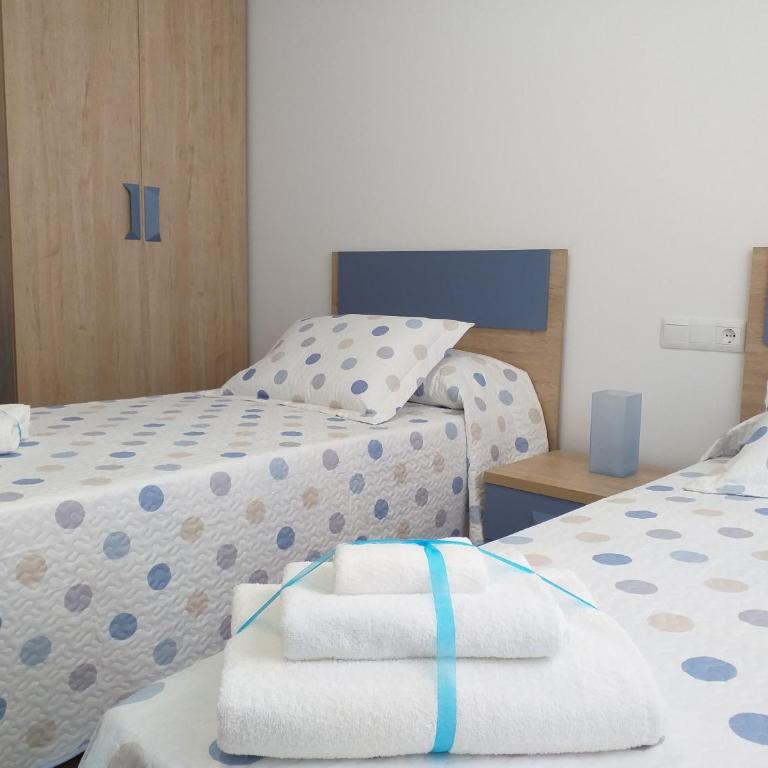EAST WIND - Three-Bedroom Apartment - 8