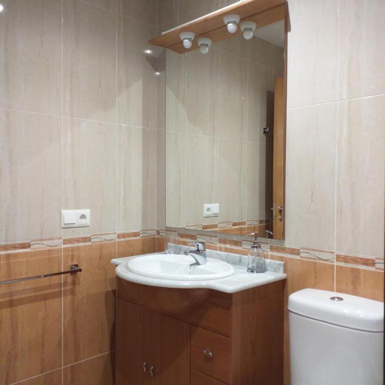 EAST WIND - Three-Bedroom Apartment - 16