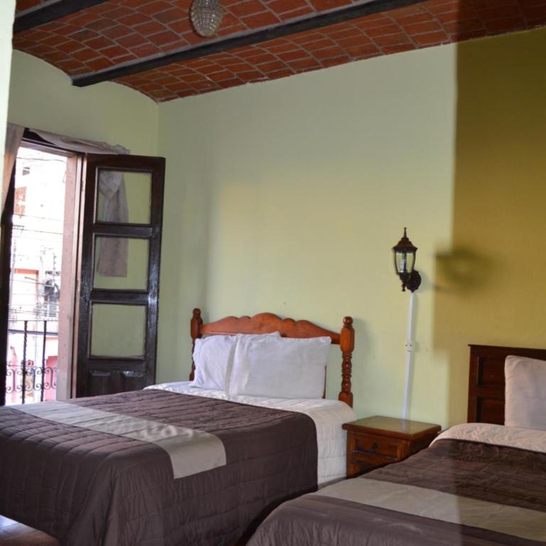 Hotel Dos Rios - Triple Room - 4