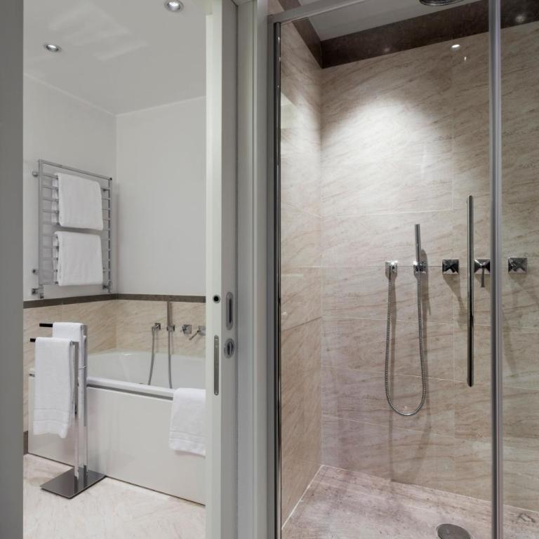Maison Milano | UNA Esperienze - Camera Matrimoniale Deluxe - 2