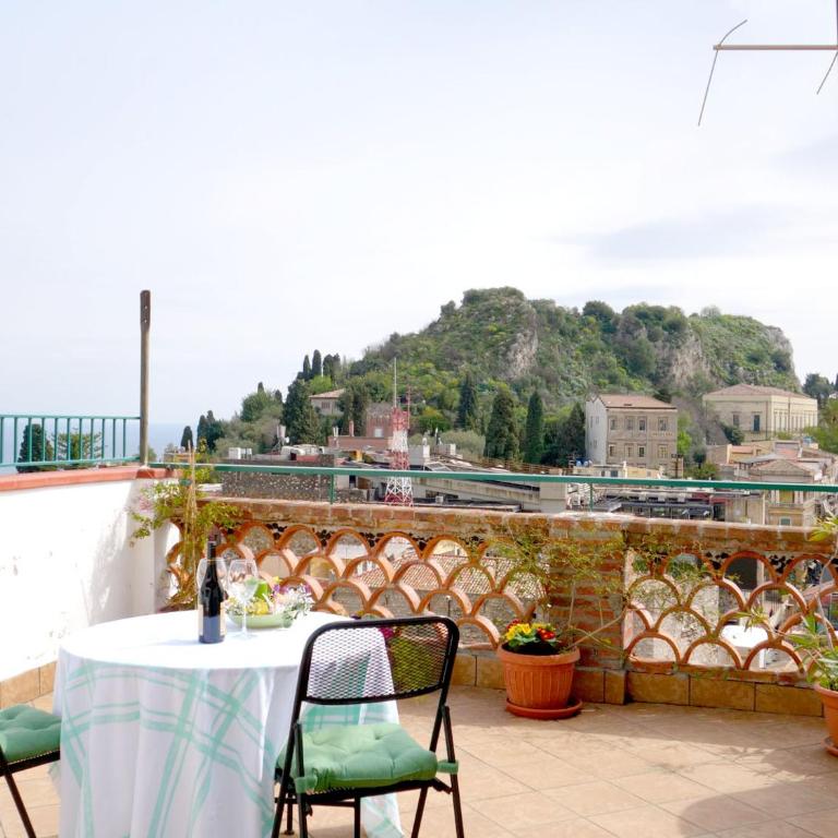 Bed and Breakfast Sorriso - Camera Matrimoniale con Terrazza - 1