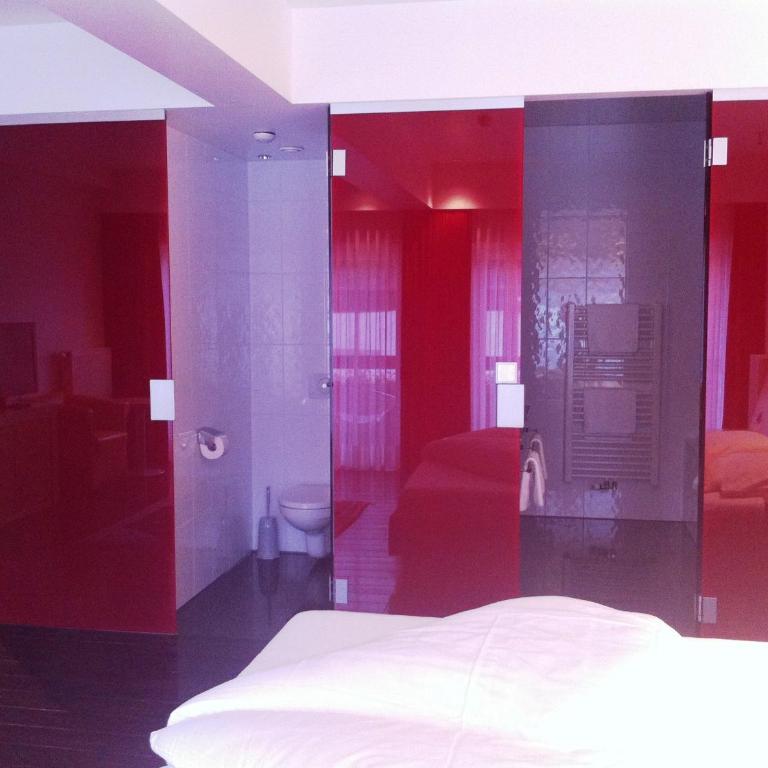 Alpenlove - Adult SPA Hotel - Comfort Doppelzimmer 'Red Passion' - 3