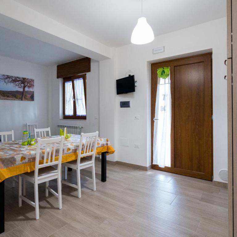 La Duchessa e Il Contadino - Appartamento con 2 Camere da Letto - 3