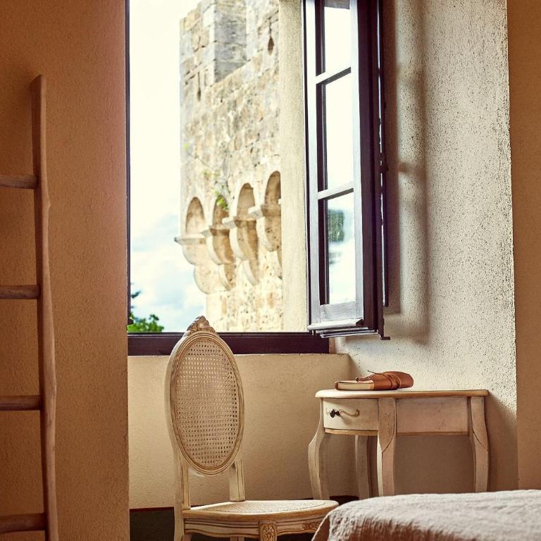 Il Mastio di Spedaletto - Camera Matrimoniale Deluxe con Vista Castello - 13